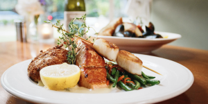 Berret’s Seafood Restaurant & Taphouse Grill 2