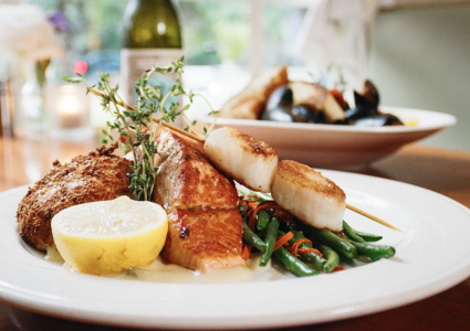 Berret’s Seafood Restaurant & Taphouse Grill 2