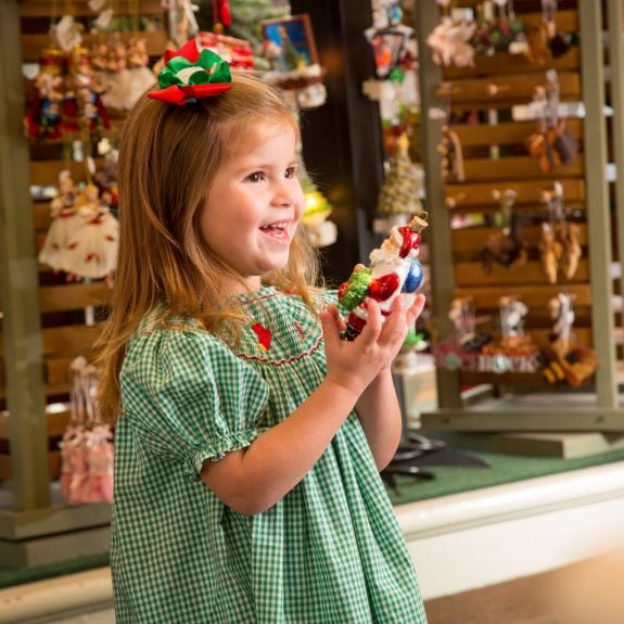 The Christmas Shop 2