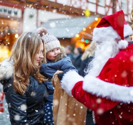 Merchants Square Strolling Father Christmas